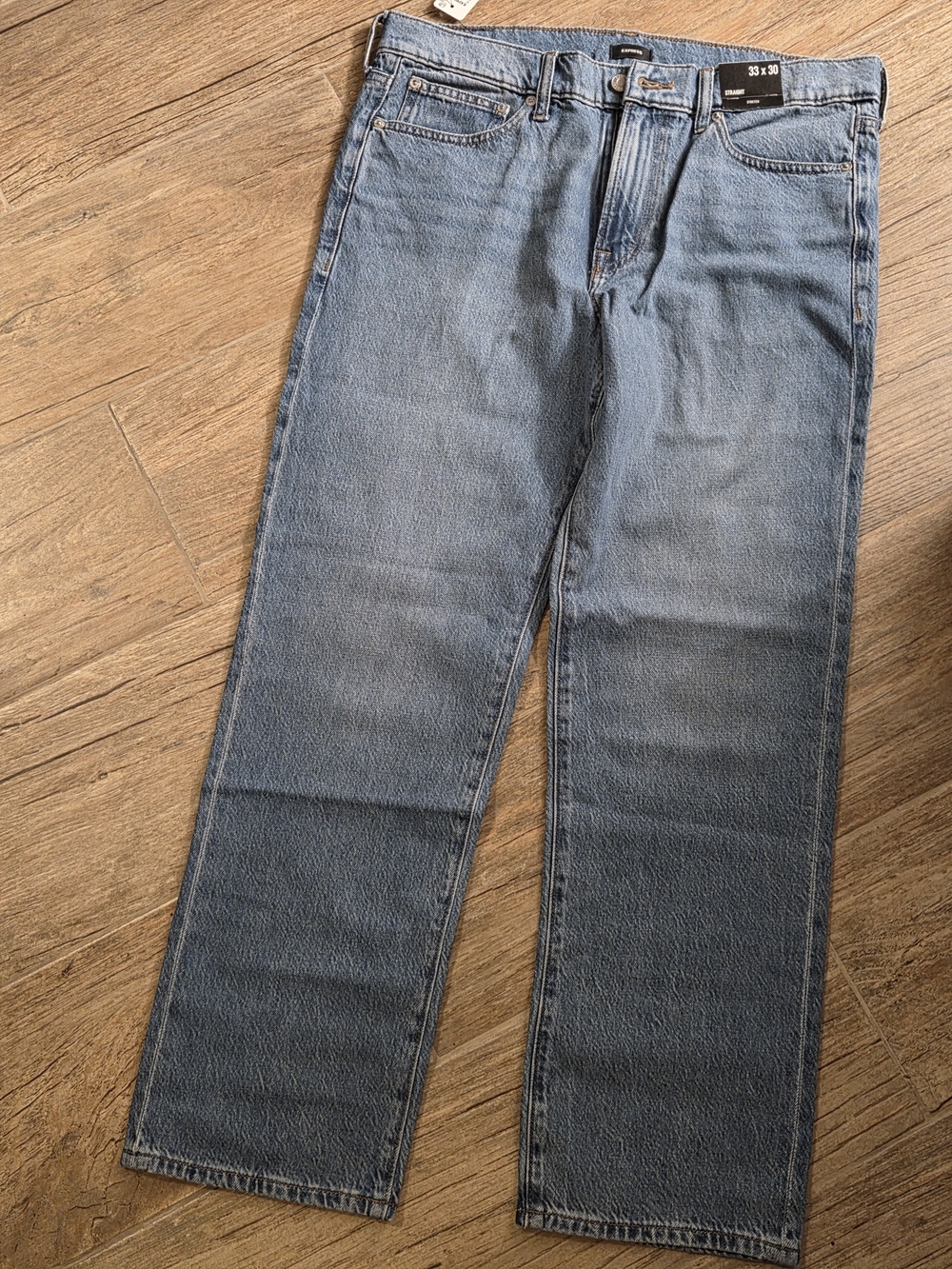 NWT 33x30 Express Straight Leg Men’s Jeans